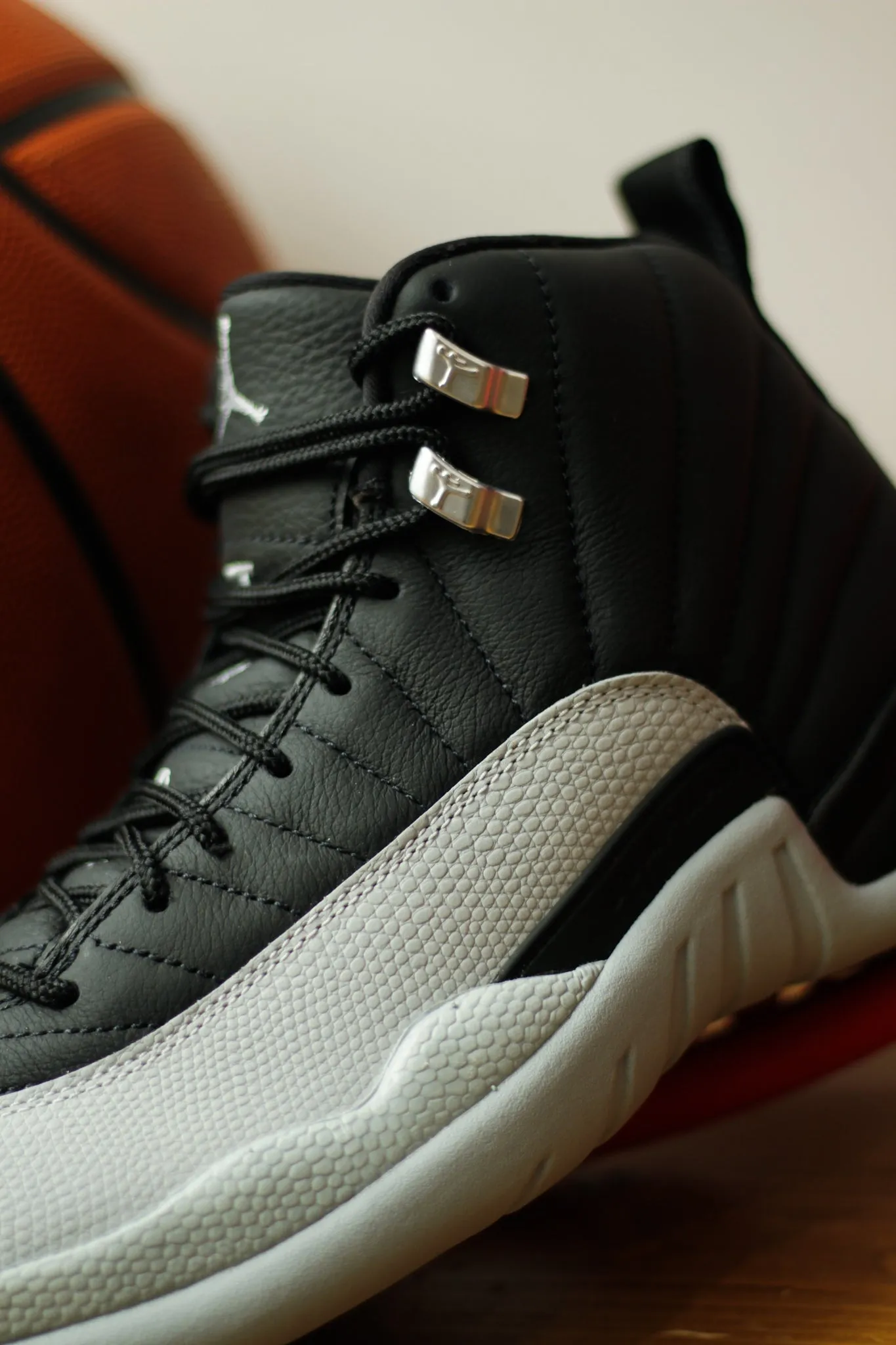 AIR JORDAN 12 RETRO "WOLF GREY"