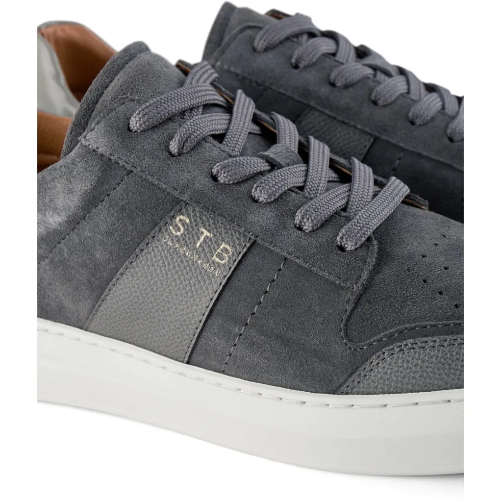 Aren Court Sneakers - GREY