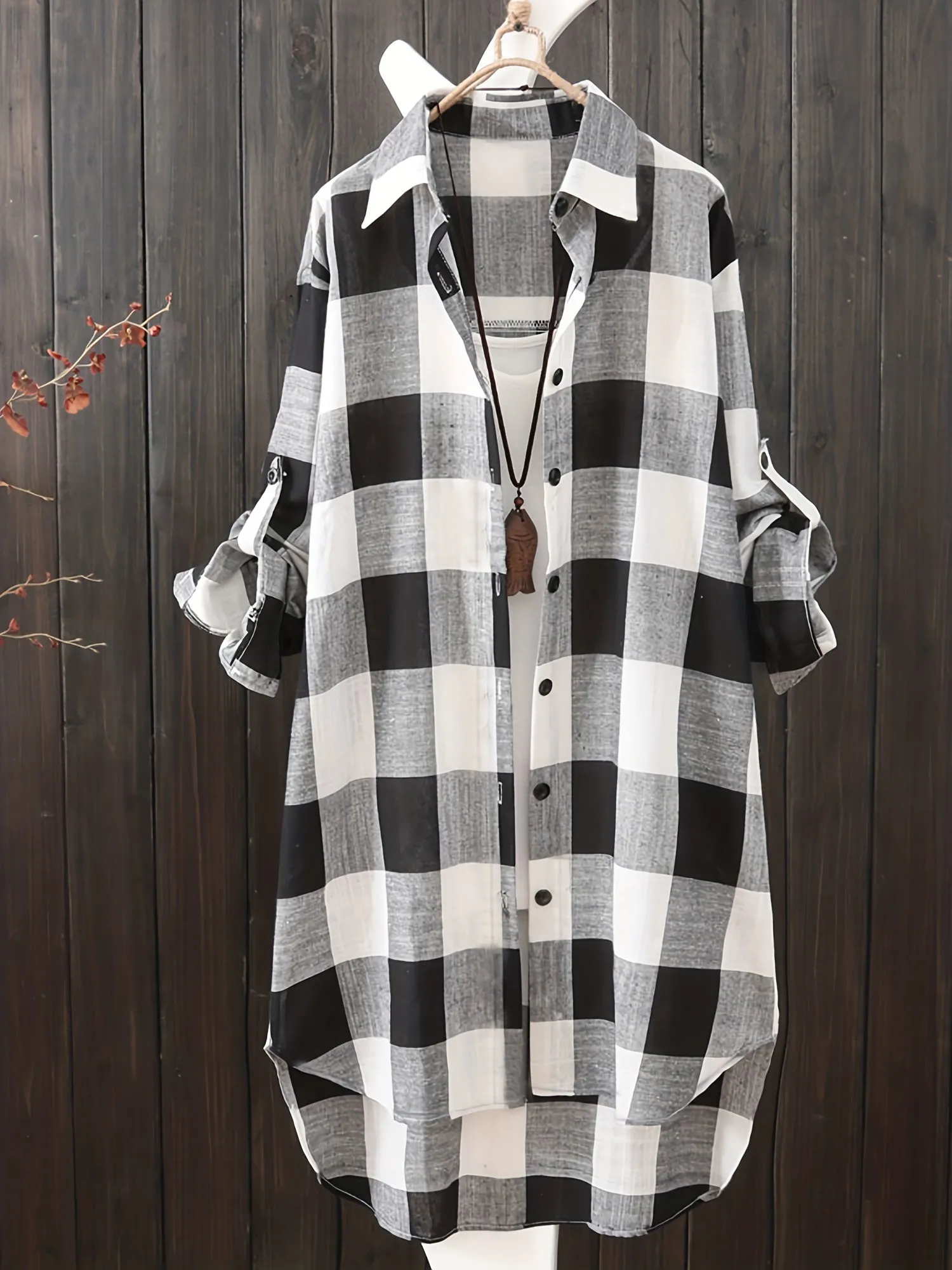 Plaid Print Dipped Hem Shirt Fashionable Womens ButtonDown