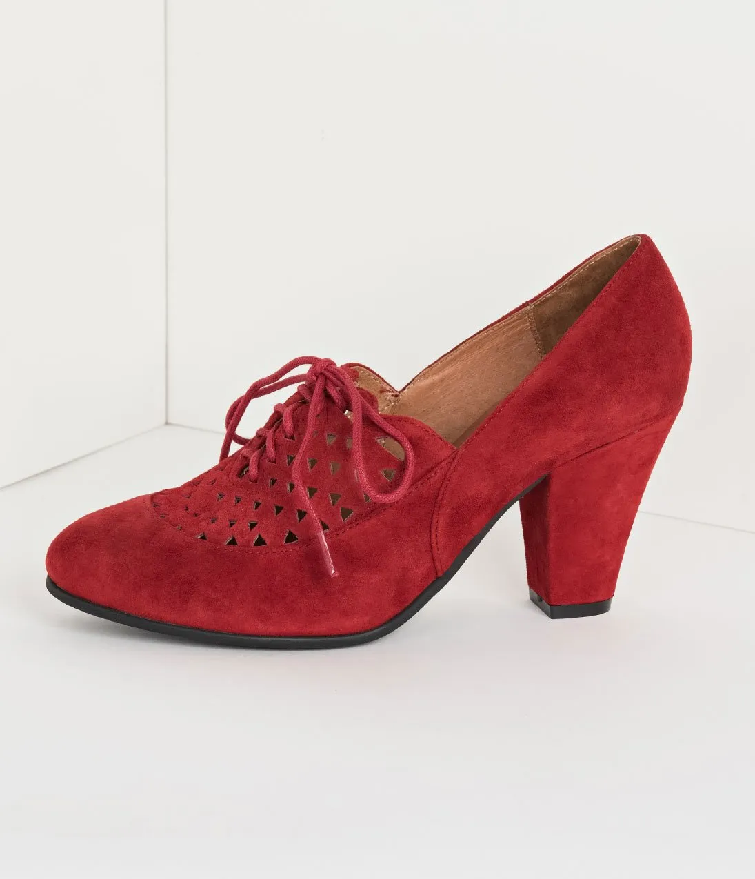 Royal Vintage 1940s Style Red Suede Leather Cutout Alice Oxford Heels