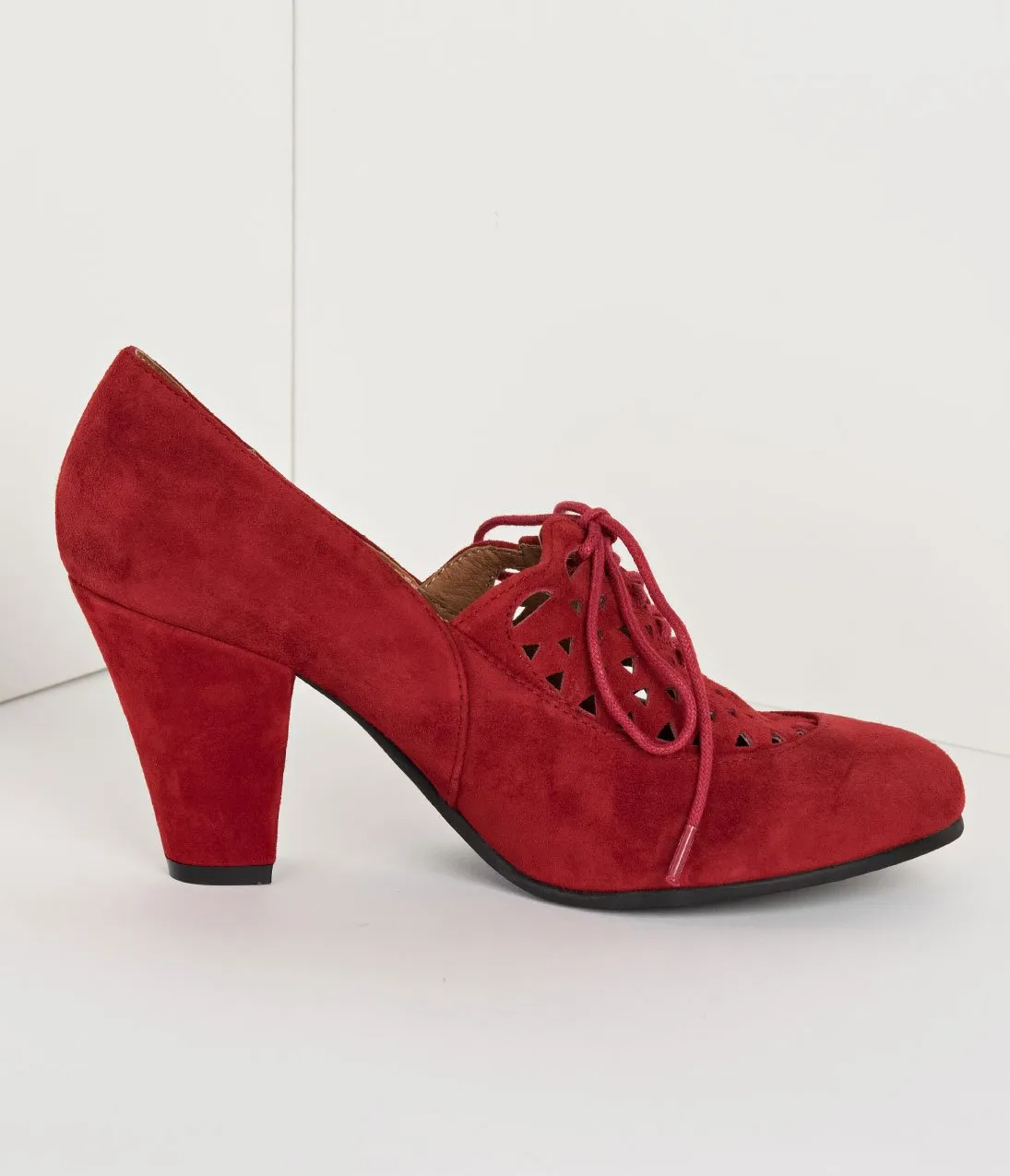 Royal Vintage 1940s Style Red Suede Leather Cutout Alice Oxford Heels