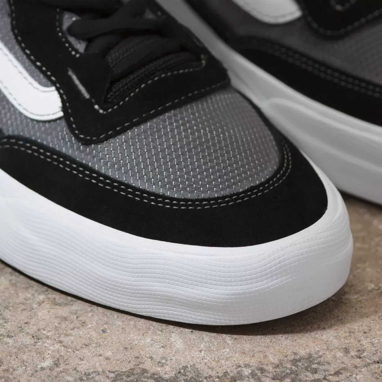 Vans Wayvee Shoe - Black/White