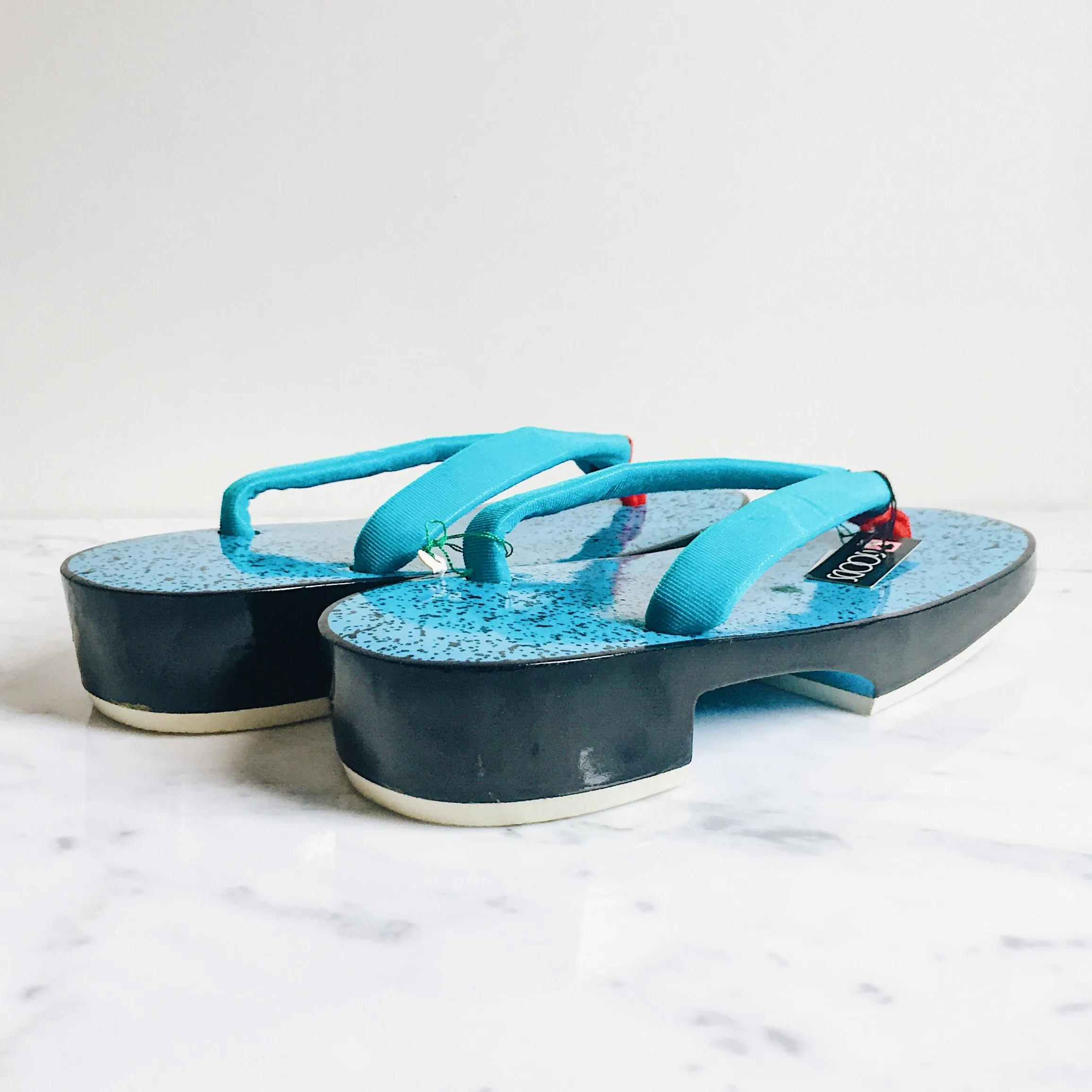 Vintage Speckled Turquoise Geta Slippers