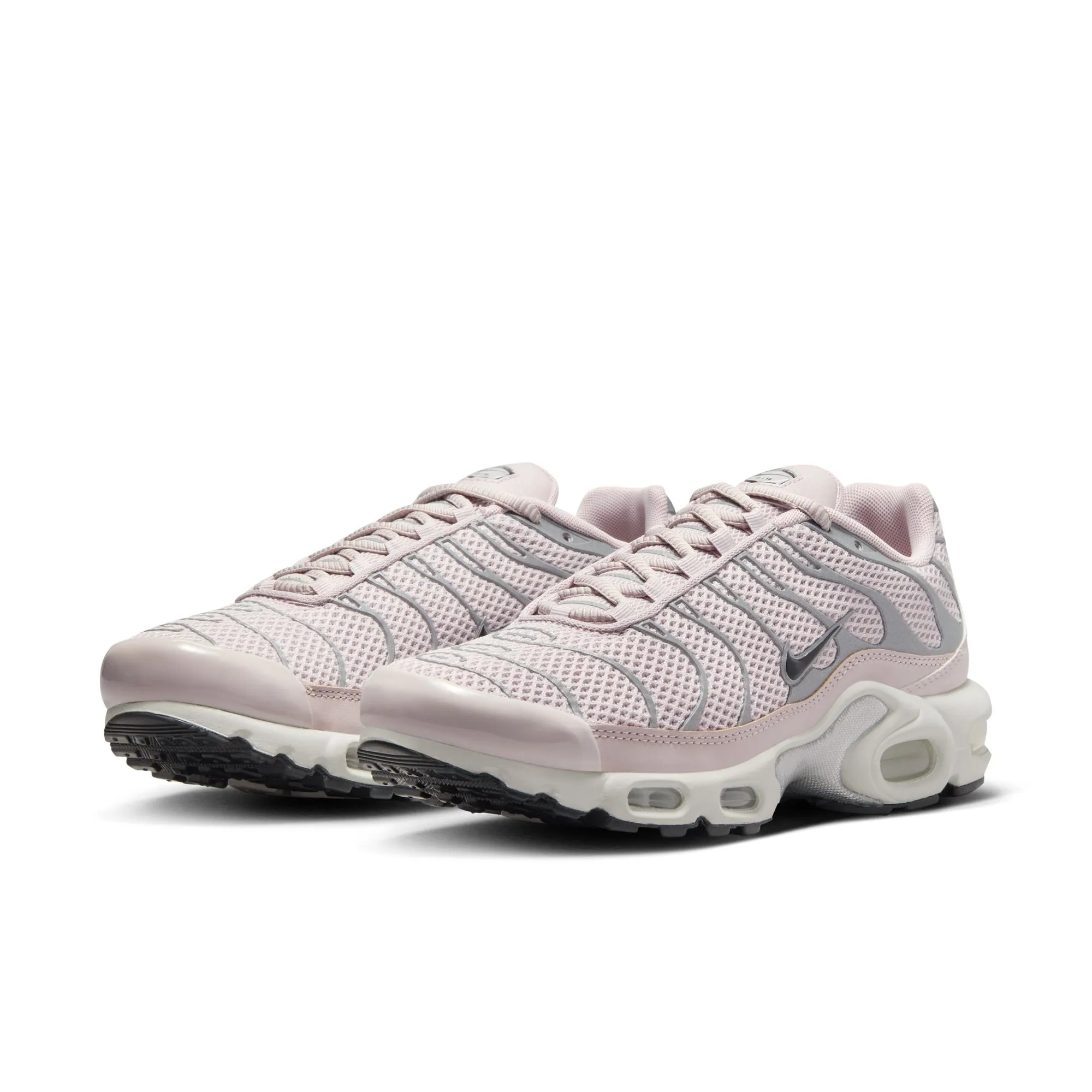 WMNS Air Max Plus (Platinum Violet/Chrome)