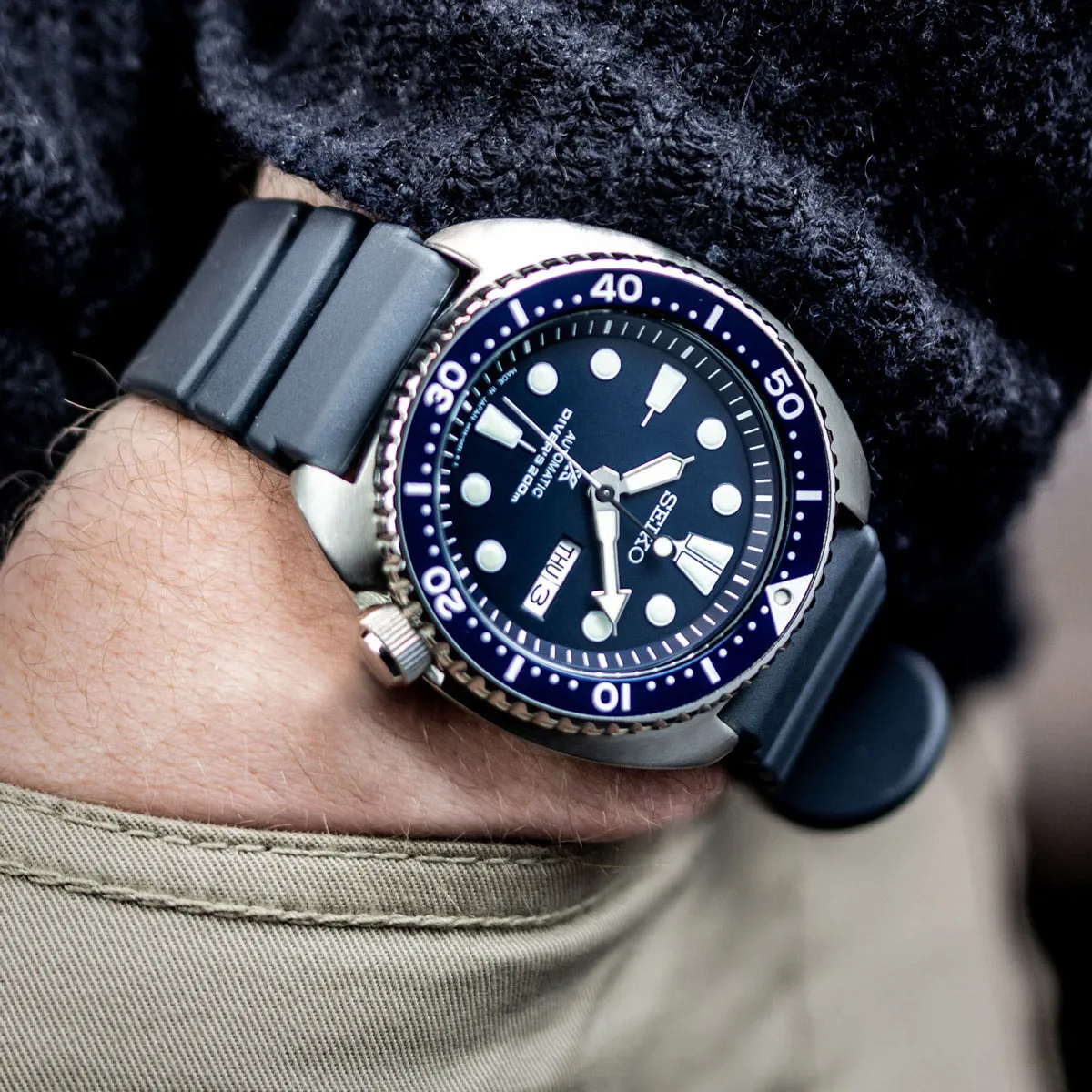 ZULUDIVER 284 Italian Rubber Dive Watch Strap - Navy Blue